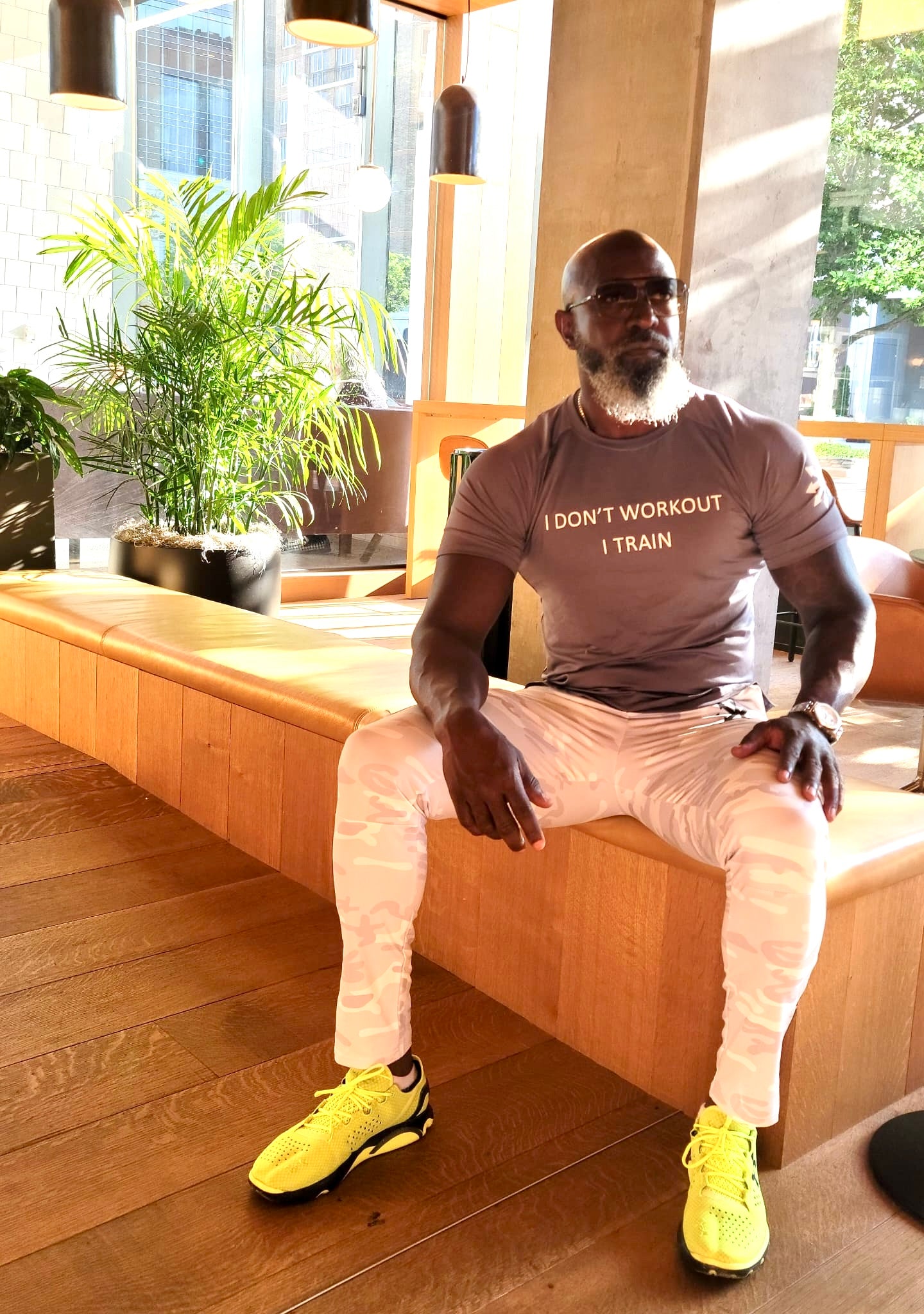 Short sleeve workout t-shirt